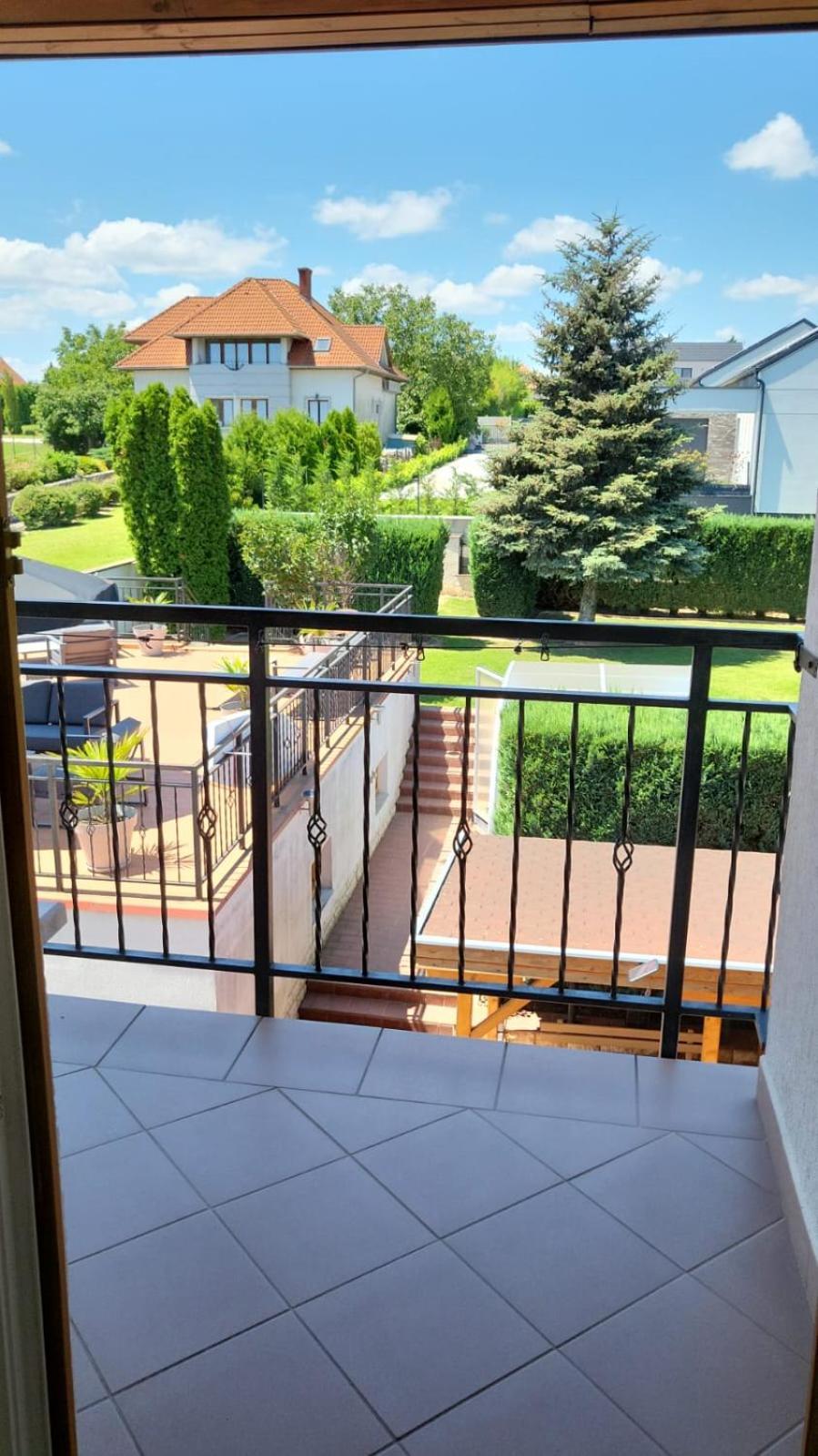 Villa Nova Hévíz Exteriör bild